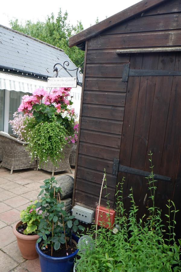 The Garden Suite Holt Holt  Zewnętrze zdjęcie